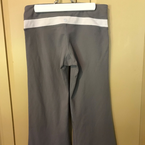 Lululemon Wide Leg Yoga Capris - Picture 2 of 5